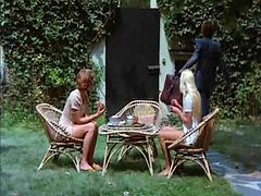 Retro Porn Includes A Threesome And Hairy Pussies