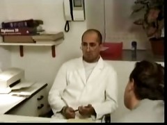 White Doctor Gives An Anal Crempie To His Black Pregnant