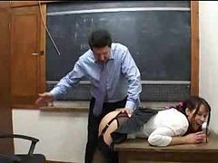 Schoolgirl Likes It When The Teacher Licks Her