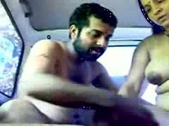 Marathi Bhabhi Moaning N Squirts In Car - Indiangilma...