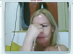 Very Old Woman Show Webcam