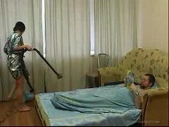 Young Daughter Cleaning The Room Gets Fucked By Old F...