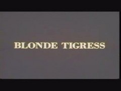 Classic Vintage Retro - Diamondclip - Blonde Tigress