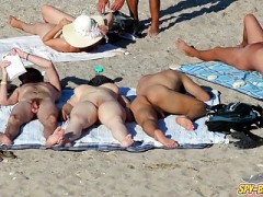 Amateur Voyeur Beach Nude Milfs Pussy And Ass Close Up